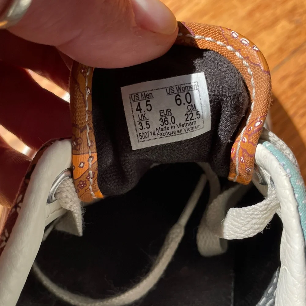 PATCHWORK VANS - Picture 5 of 5